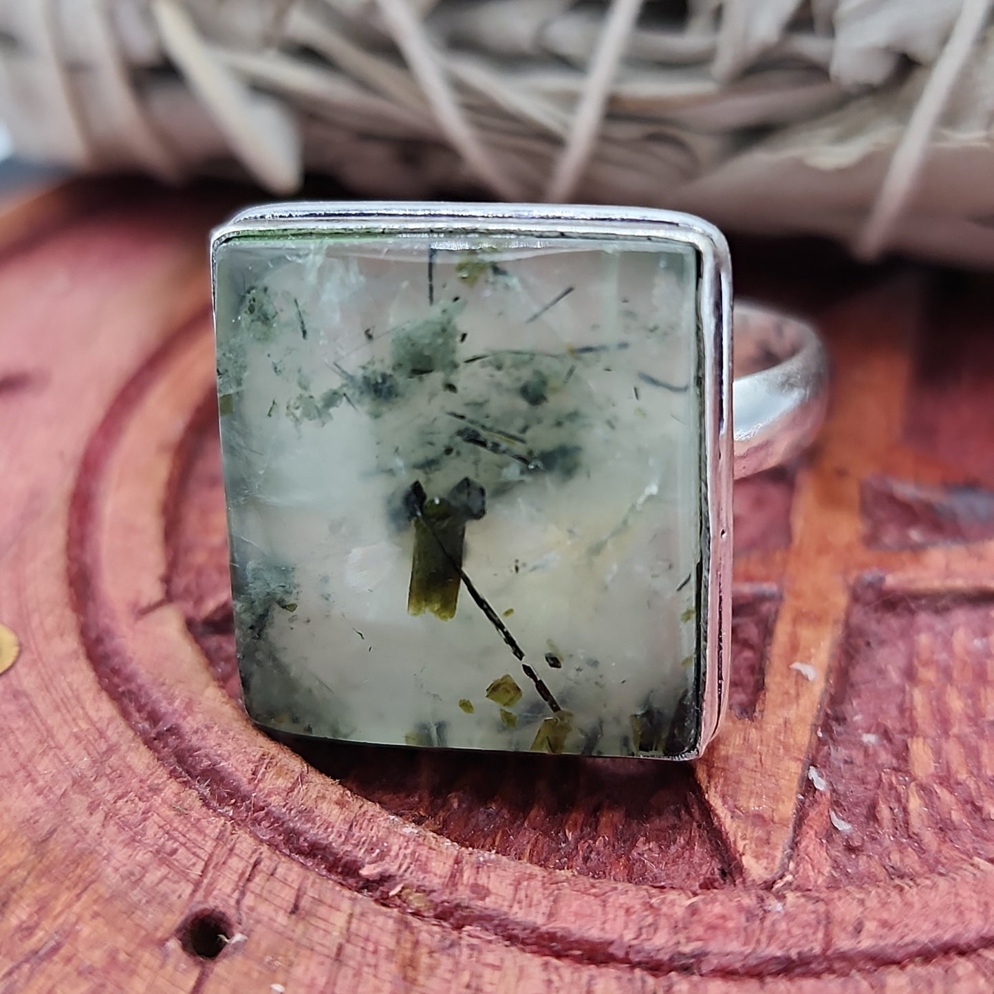 Prehnite Ring