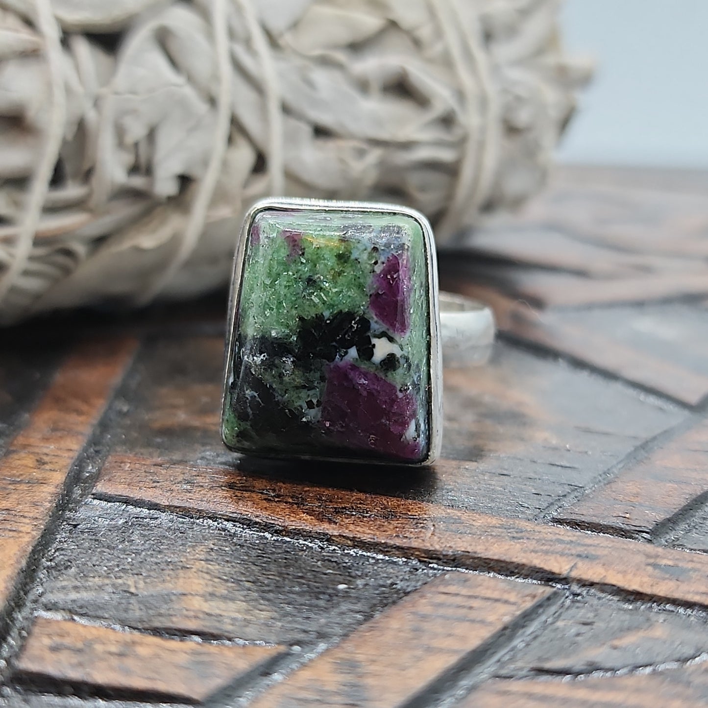 Rubt Zoisite Ring