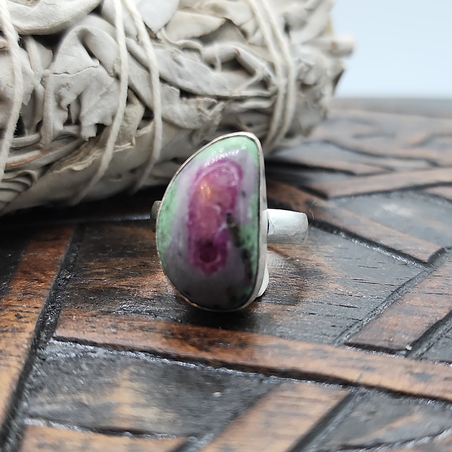 Rubt Zoisite Ring