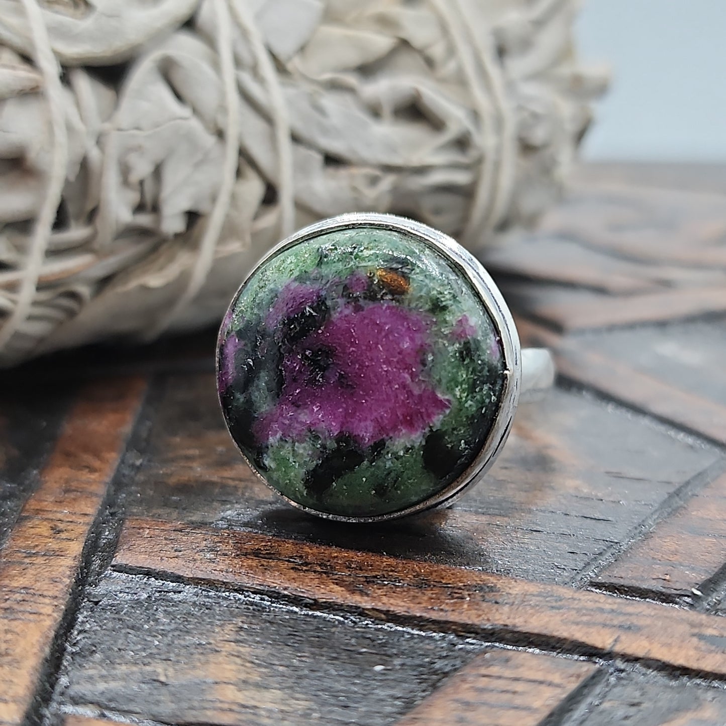 Rubt Zoisite Ring