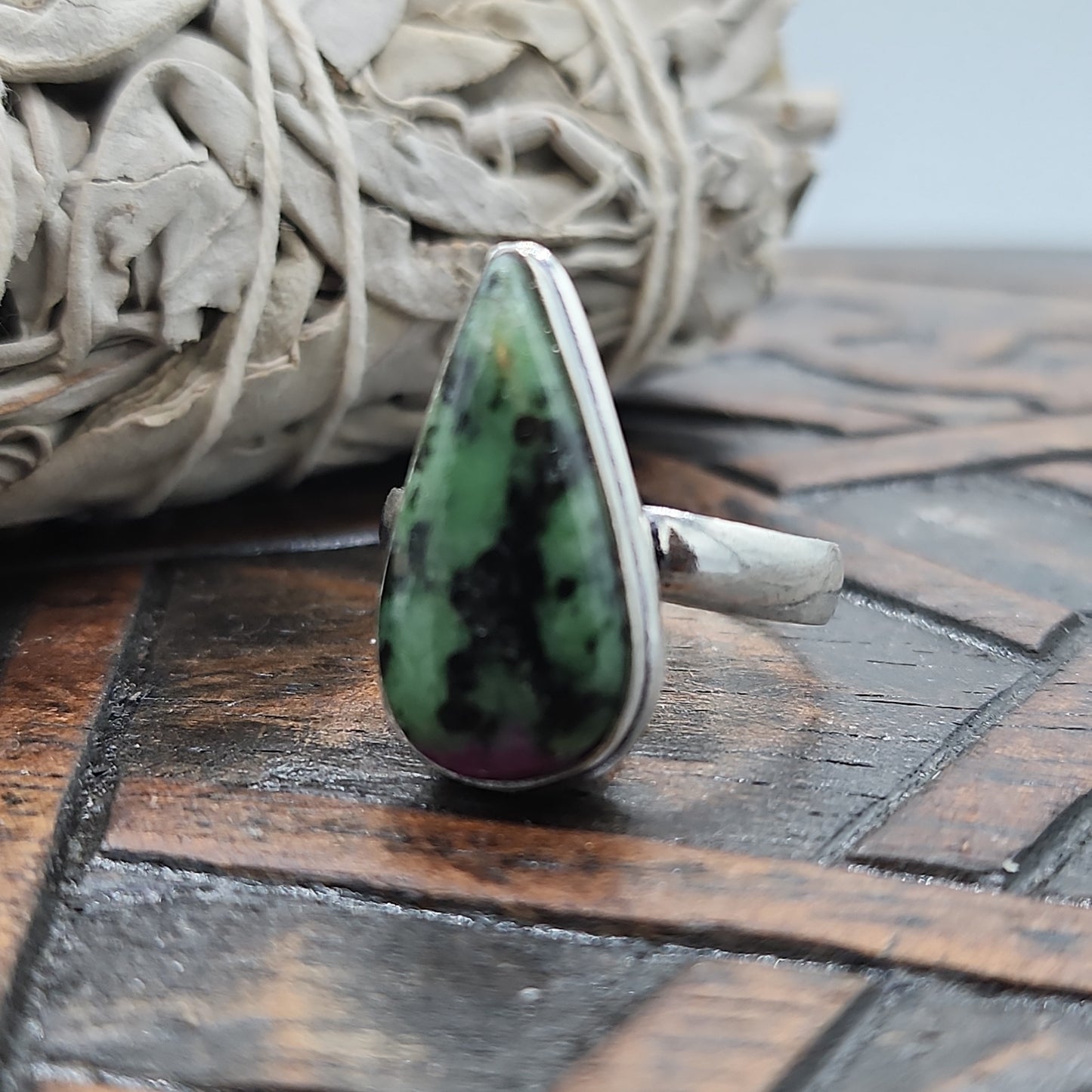 Rubt Zoisite Ring